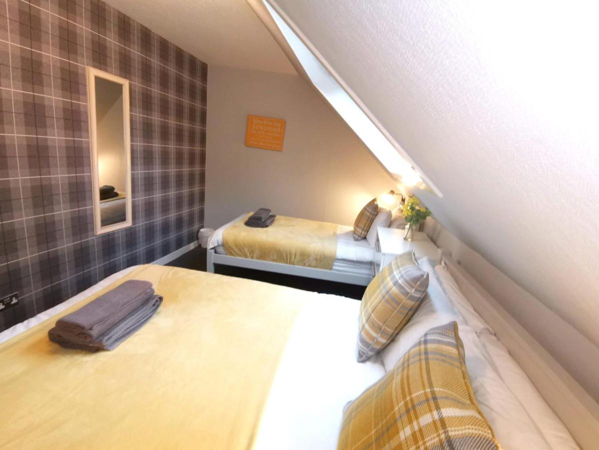 The View Brechin Apartment Luaran gambar