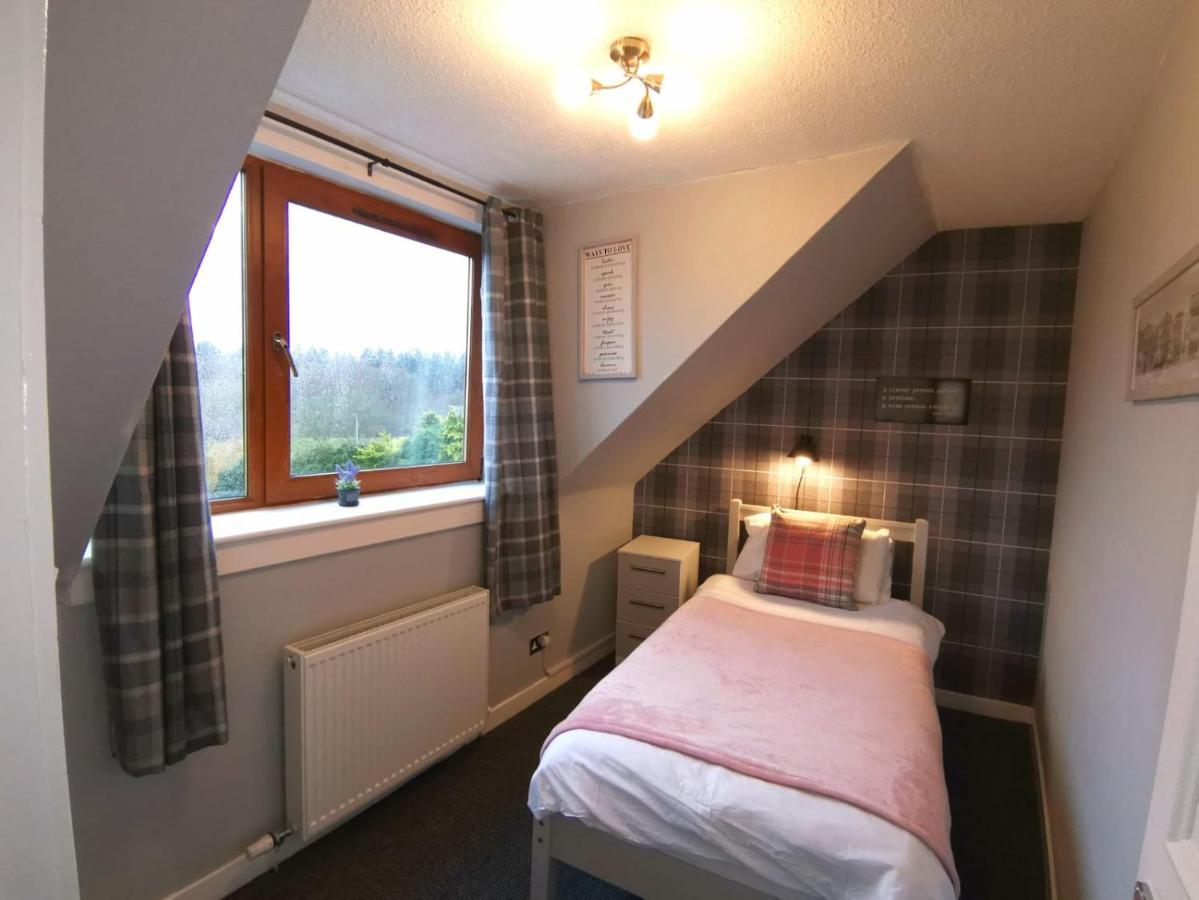 The View Brechin Apartment Luaran gambar